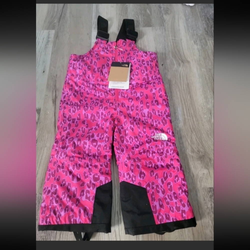 The North Face Toddler Insulated Snow Bib Size 5T Snow quest $99 Camo Boy Girl.